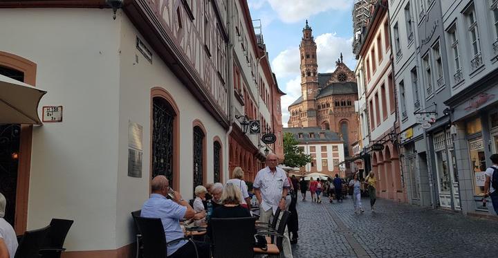 Weinhaus Zum Spiegel